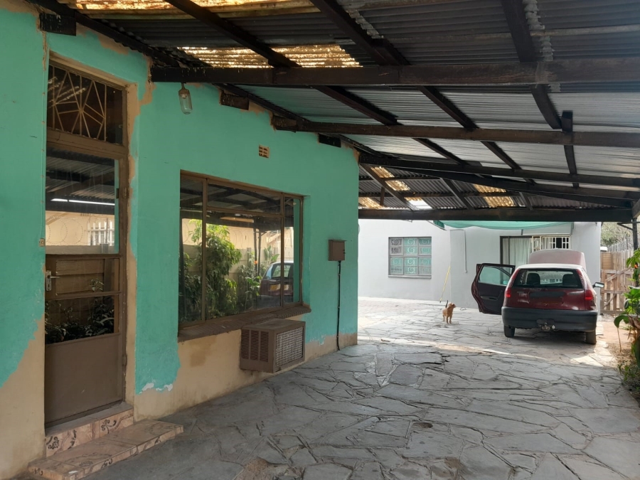 2 Bedroom Property for Sale in Oos Einde North West